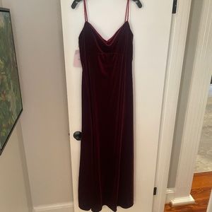 Never worn burgundy velvet bridesmaid dress